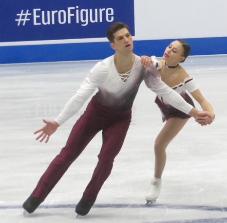 Le couple français Kovalev termine 6e des Championnats d'Europe de